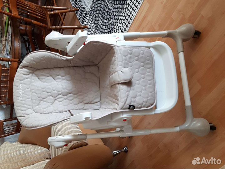 Детский стульчик для кормления