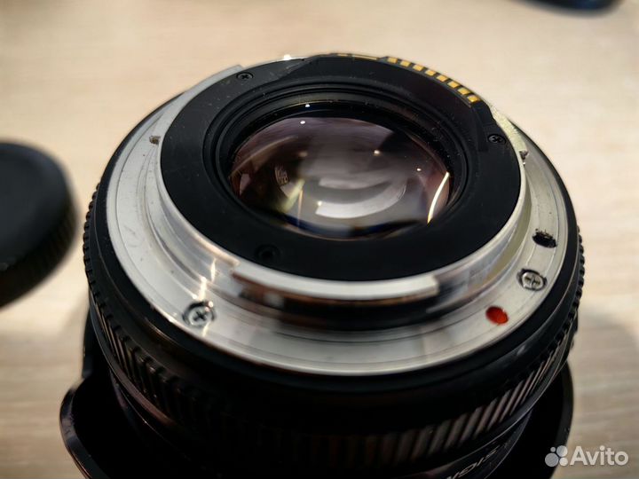 Объектив Sigma 50mm f/1.4 DG HSM EX (Canon)