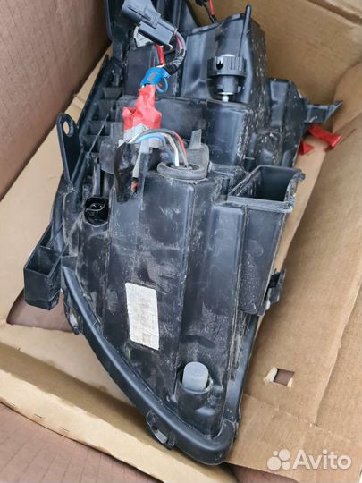 Фары автомобильные передние 2 шт