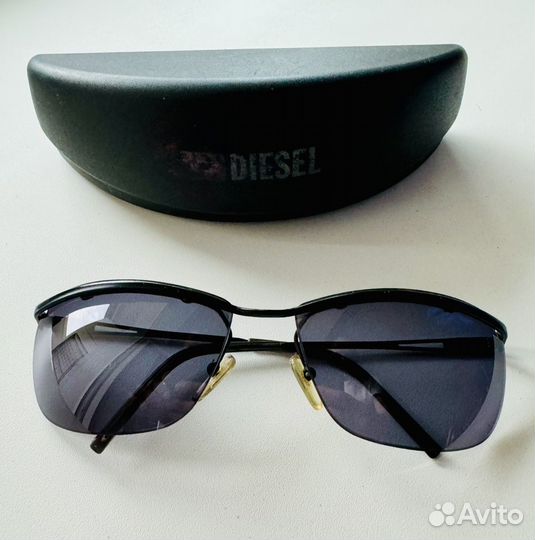 Солнцезащитные очки Diesel