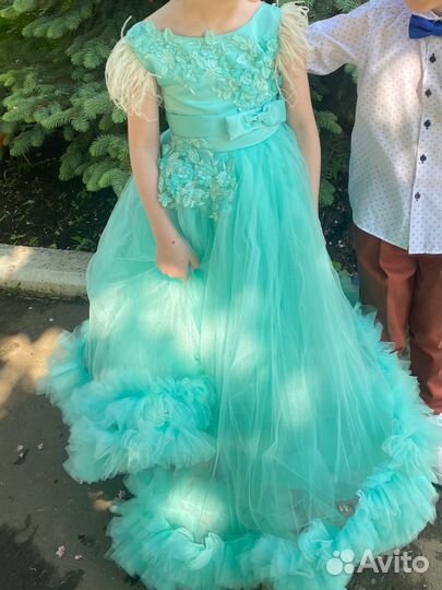 Шикарное платье 128-134