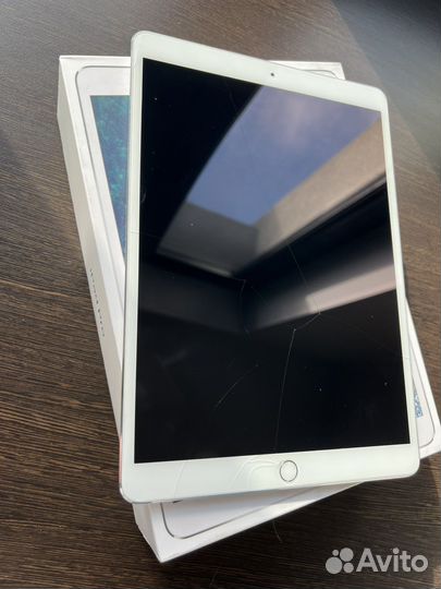 iPad pro 10.5 wi-fi + cellular 64гб