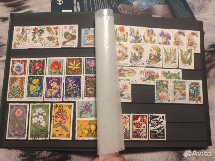 Альбом с почтовыми марками