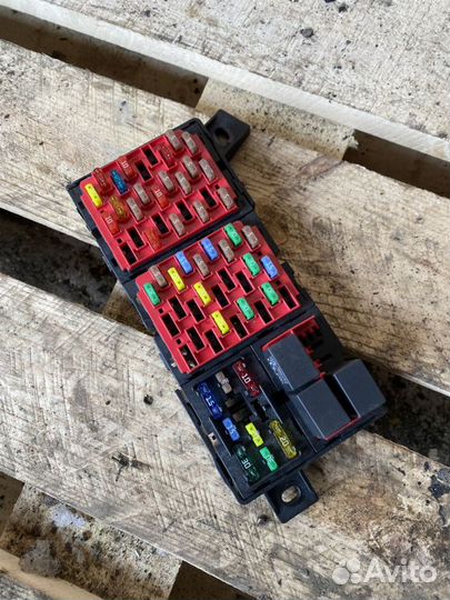 Блок предохранителей салонный mg zt rover 75 рест