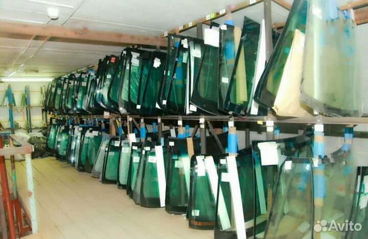 Лобовое стекло, боковые, задние на все виды авто