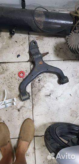 Рычаг нижний передний правый Kyron