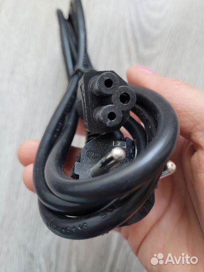 Сетевой кабель 1,5м 