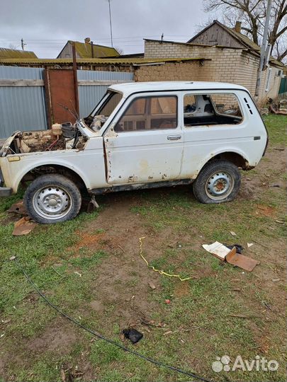 Дверь правая niva 21214