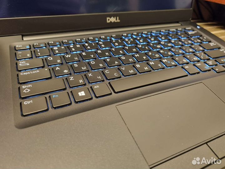 Карбоновый Dell Latitude 7390 i7/16Gb/1Tb
