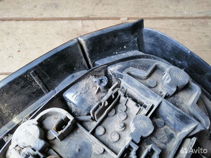 Задние фонари Volkswagen Golf 3 Hella Black