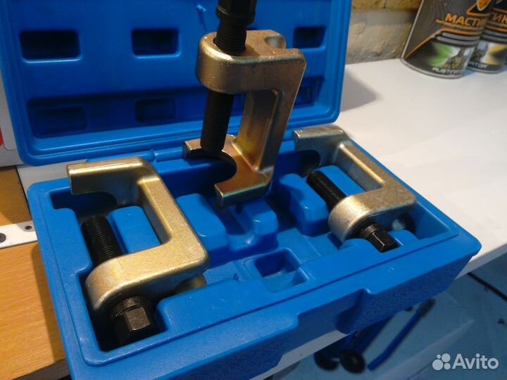 Съемник шаровых и наконечников