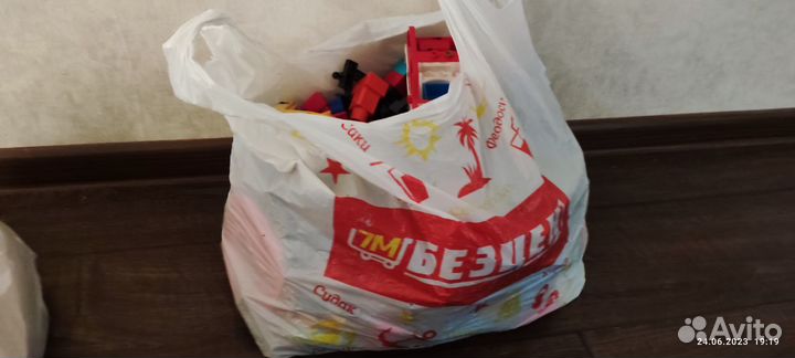 Огромный пакет игрушек лего дупло