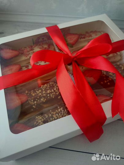 Эклеры / заварные пирожные / десерт