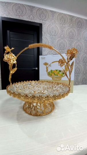 Фруктница и конфетница