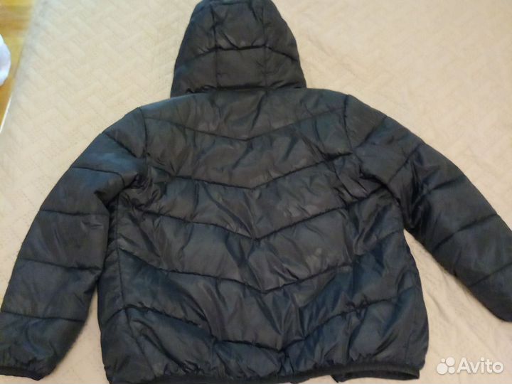 Куртка мальчику размер 128 в хорошем состоянии