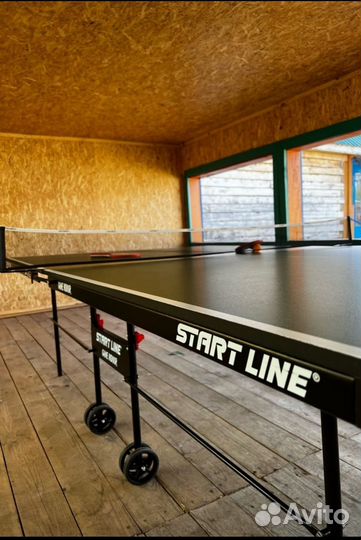 Теннисный стол
