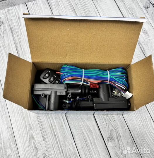 Центральный замок универсальный