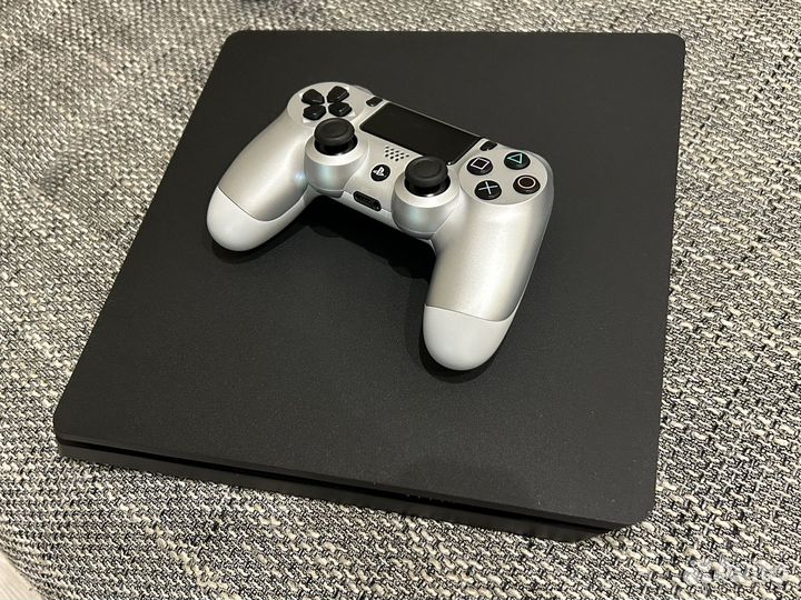 Sony Playstation 4 Slim