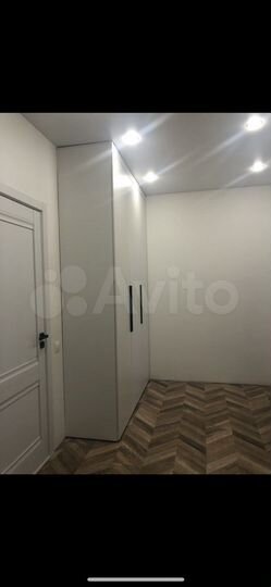 2-к. квартира, 67 м², 14/17 эт.