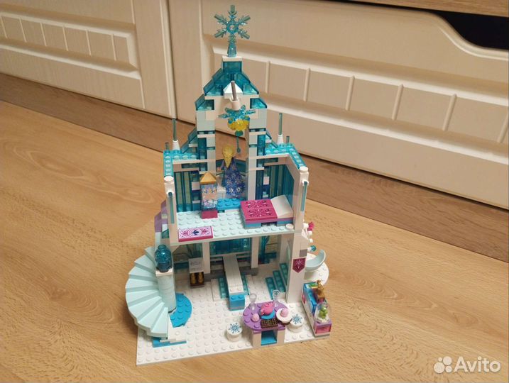 Lego Frozen Ледяной замок Эльзы 43172. Оригинал