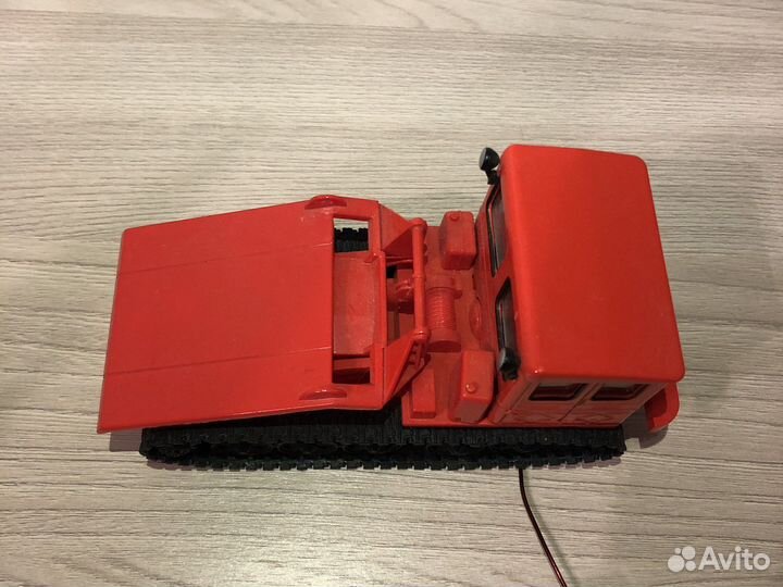 Модель трактора тдт-60 (1:43)