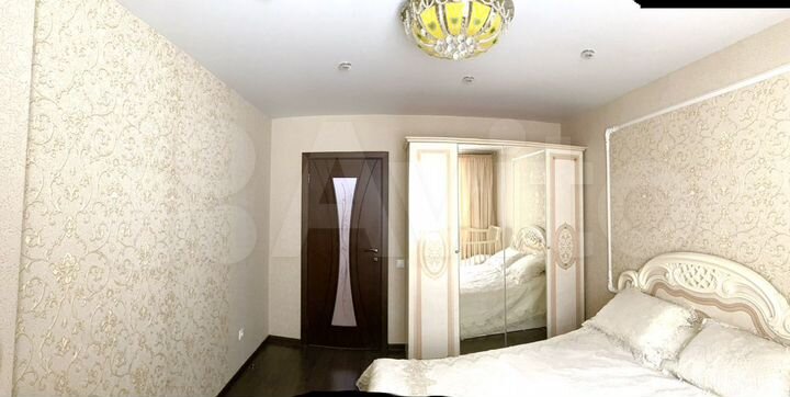 2-к. квартира, 70 м², 9/17 эт.