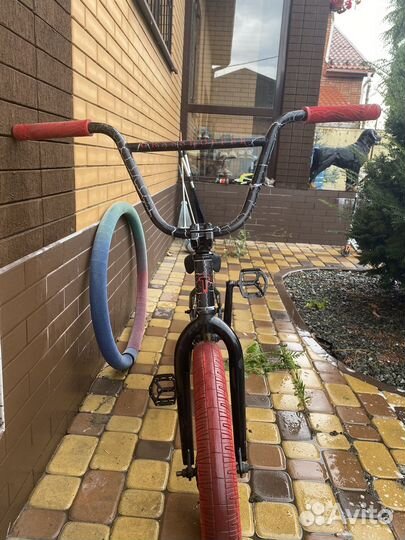 Трюковой велосипед bmx