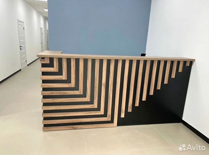 Ресепшн, стойка Нептун