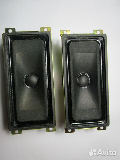 Два динамика 8 ом 10 w Brand : Matsushita