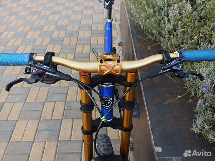 Велик Comanche Hurricane