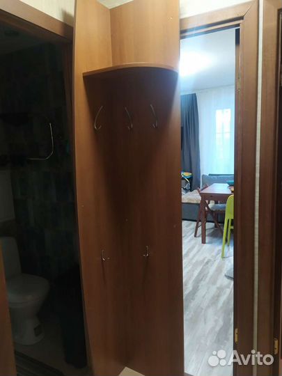 Вешалка угловая