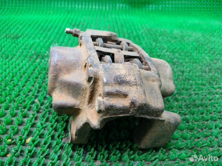 Суппорт задний правый Opel Omega B X20XEV 1998