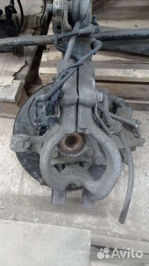 Кулак поворотный левый Opel Astra J GTC