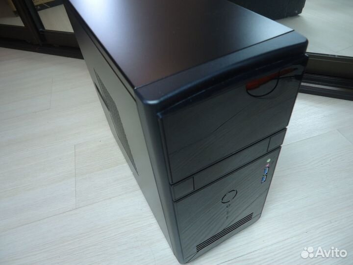 Корпус InWin ENR021BL