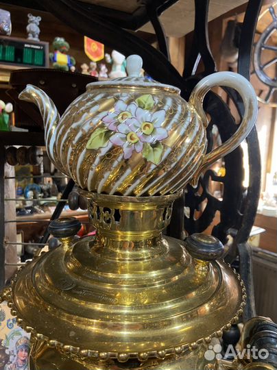 Старинный заврочный чайник Кузнецов фарор