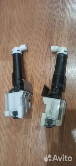 Форсунка омывателя фар Mazda 3