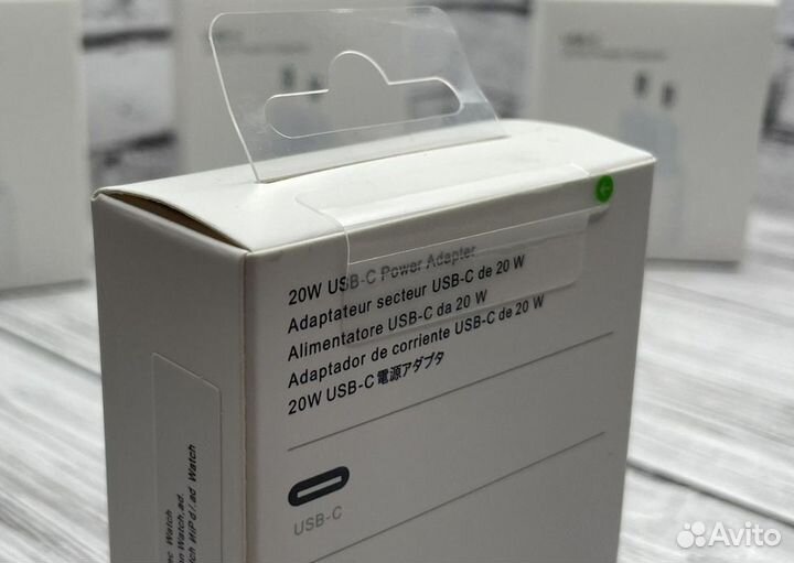 Адаптер Apple 20w