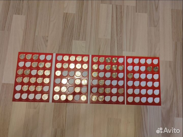 Неполный набор биметаллических монет