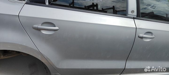 Дверь задняя правая. Фольксваген polo