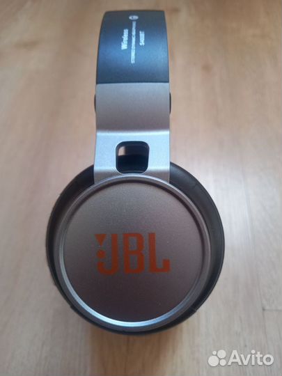Новые Bluetooth наушники JBL S400BT