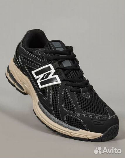 New Balance 1906R Black