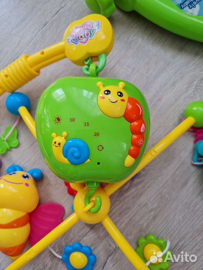 Мобиль на кроватку Добрые сны с пультом управления