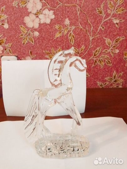 Конь хрустальный