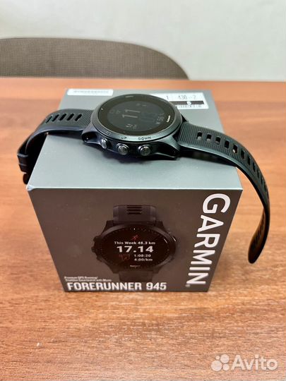 Умные часы Garmin Forerunner 945 47 мм GPS, черный