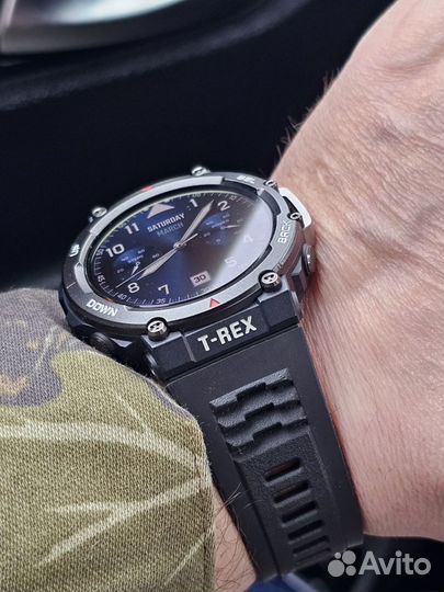 Смарт-часы amazfit T-Rex 2