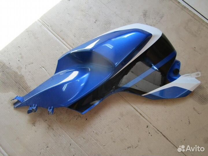 Накладка боковая М K1300S BMW K40