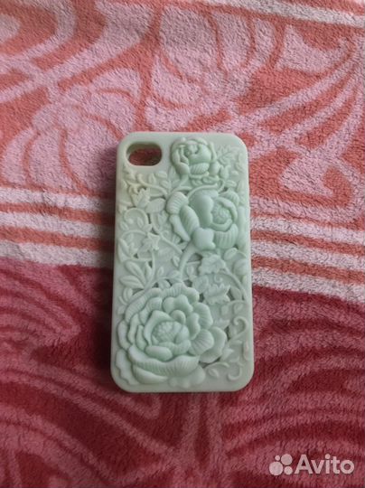 Чехлы на iPhone