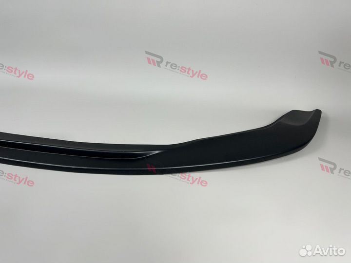 Губа передняя Lexus IS250 05-13г R2525