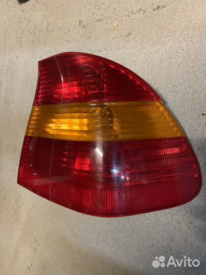 Правый задний фонарь bmw e46