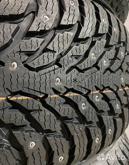 Nokian Tyres Hakkapeliitta 9 SUV 275/50 R20